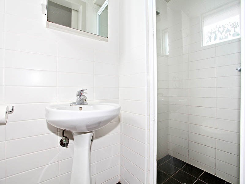 8/15 Hawthorn Road, Caulfield VIC 3162
