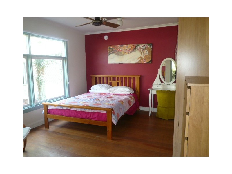 10 Fifth Avenue, Aspendale VIC 3195