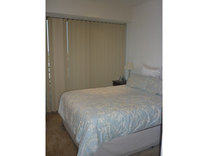 1011/80 Clarendon Street, Southbank VIC 3006