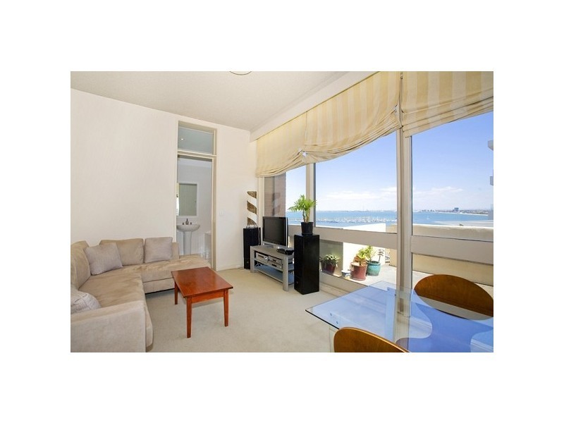 92/13 The Esplanade, St Kilda VIC 3182