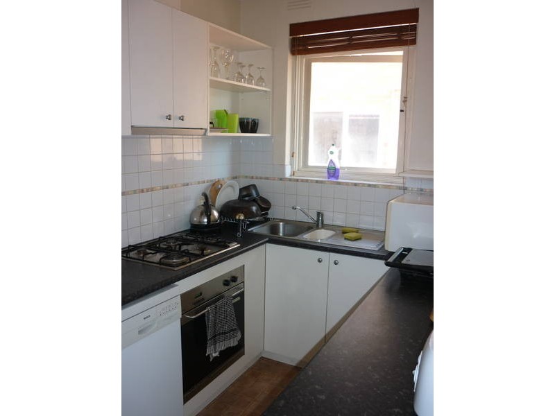 5/128 Glen Huntly Road, Elwood VIC 3184