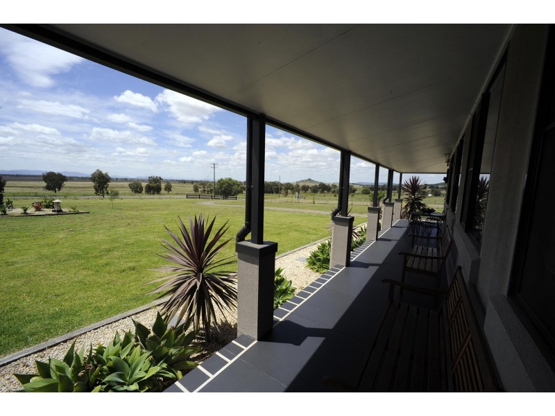 231 Kamilaroi Rd, Gunnedah NSW 2380