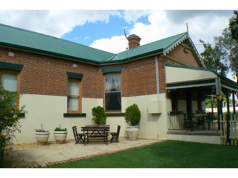 42 Strafford St, Manilla NSW 2346