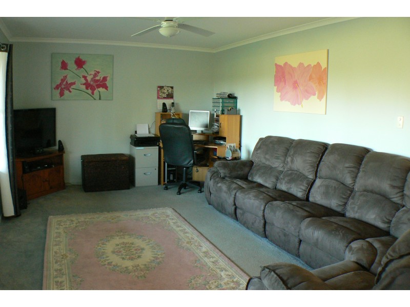 33 Galway Ave, Gunnedah NSW 2380