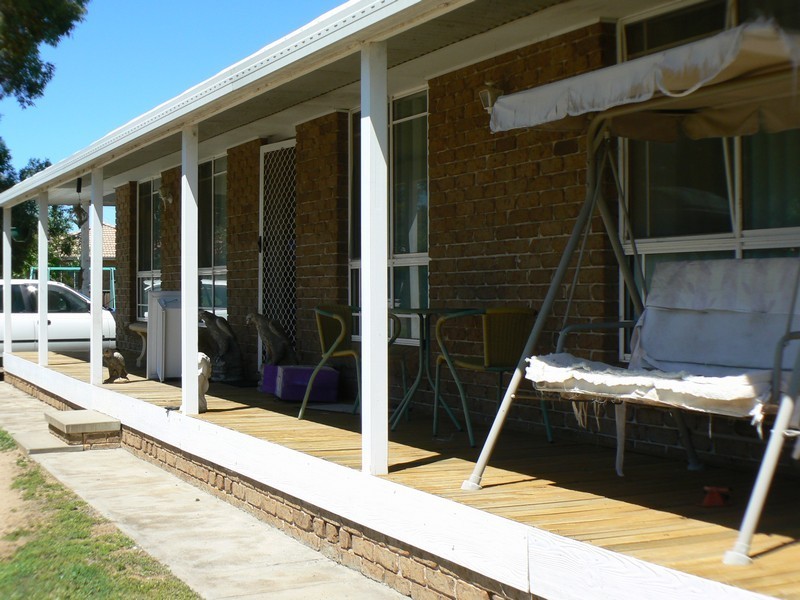 12 Worooma Cresent, Manilla NSW 2346