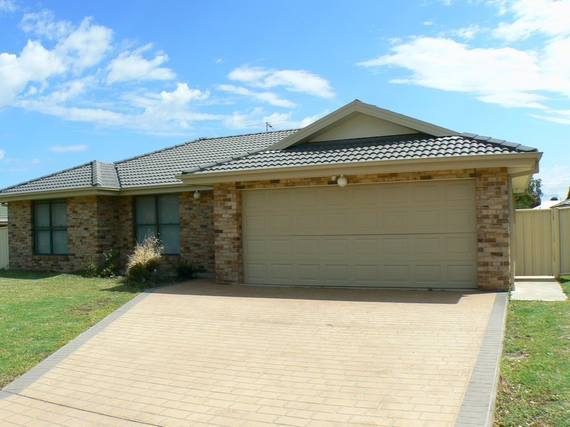 14 Banksia Place, Gunnedah NSW 2380