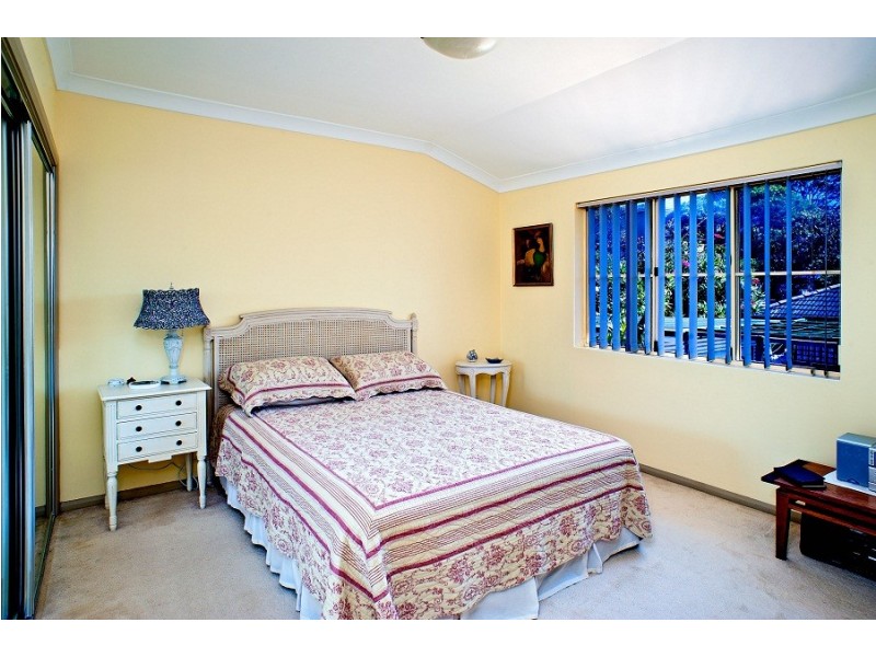 2/27 New Orleans Crescent, Maroubra NSW 2035