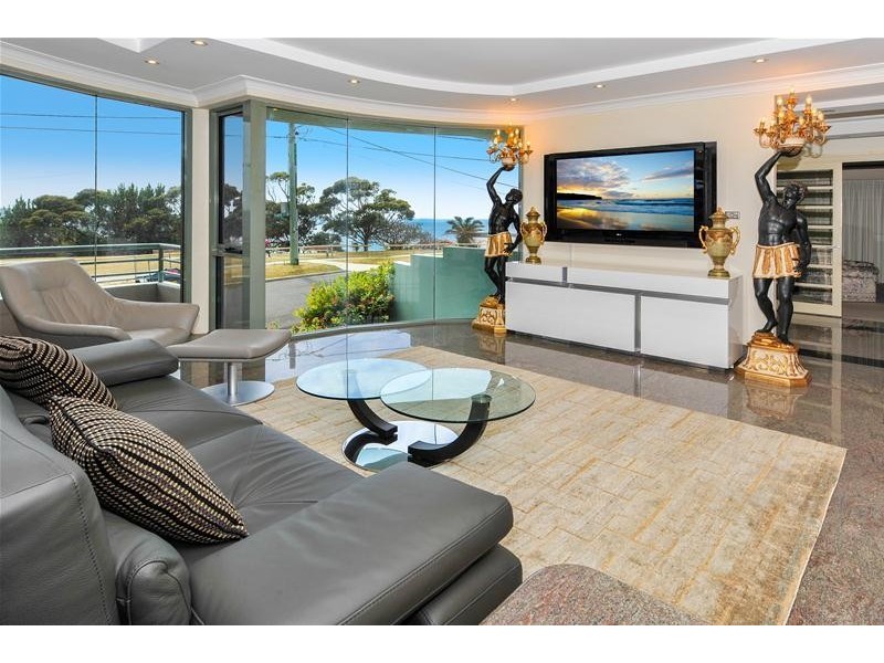 2 Denning Street, South Coogee NSW 2034