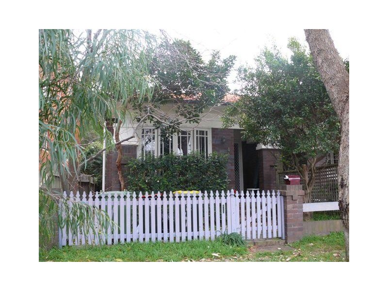 4 Clifford Street, Coogee NSW 2034