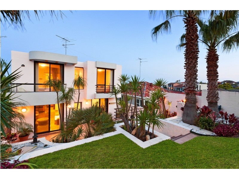 18 Mermaid Avenue, Lurline Bay NSW 2035