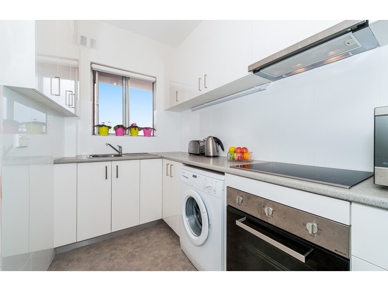 11/4 Macpherson St, Bronte NSW 2024