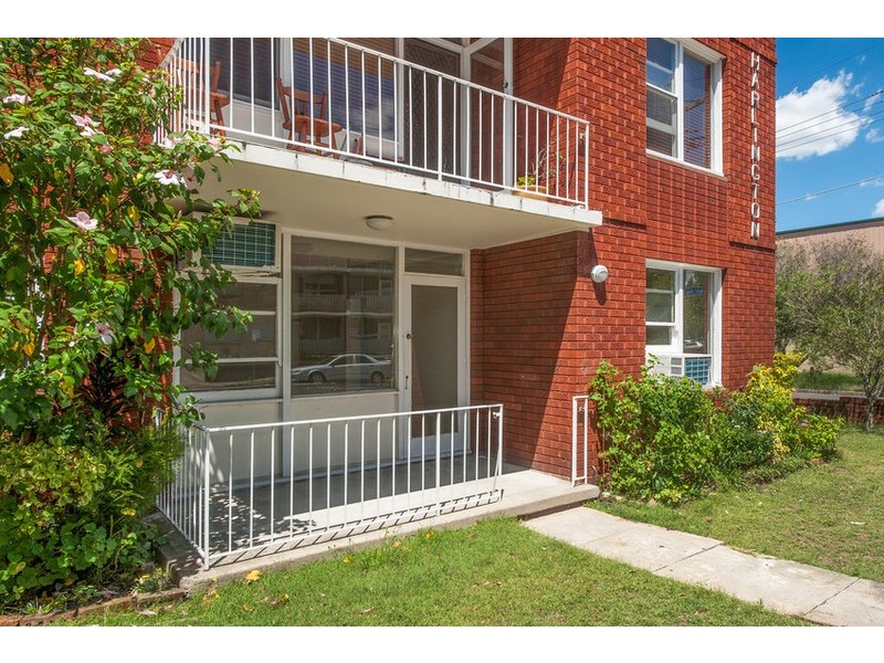 2/34 Barber Avenue, Eastlakes NSW 2018