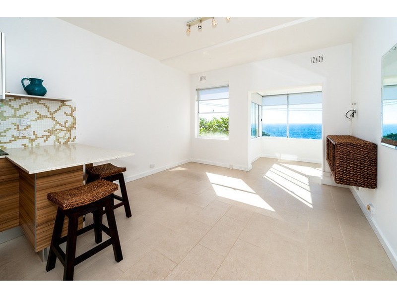 2/124 Marine Parade, Maroubra NSW 2035