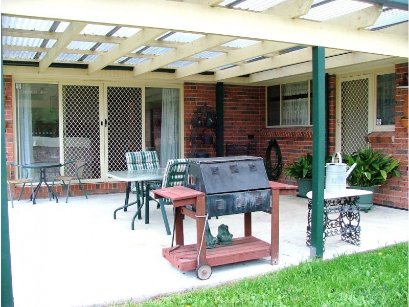 4 Cherry Lane, East Bowral NSW 2576