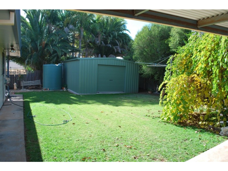 11 Moulder Street, Condobolin NSW 2877