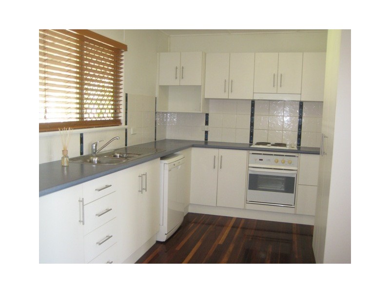 69 Scott Street, South Mackay QLD 4740