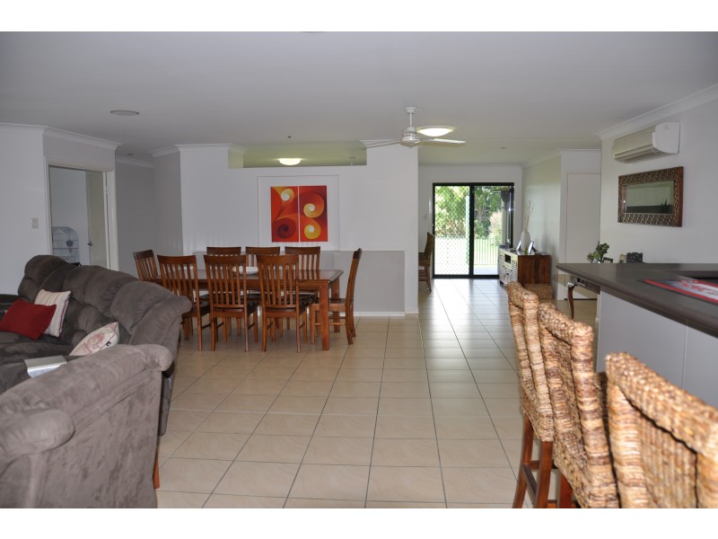 47 Frank Cowley Drive, Glenella QLD 4740