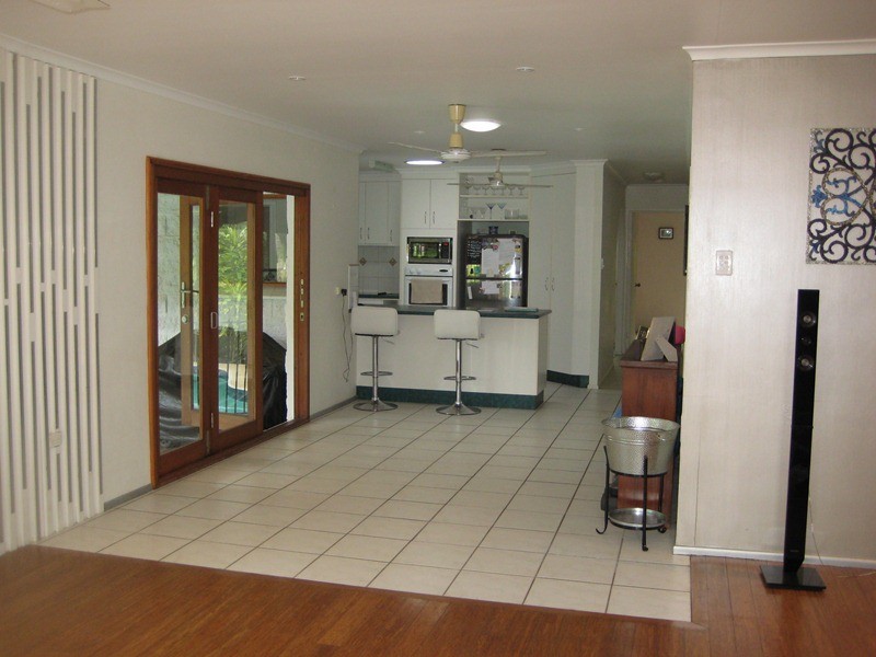 28 Kinnon Street, Glenella QLD 4740