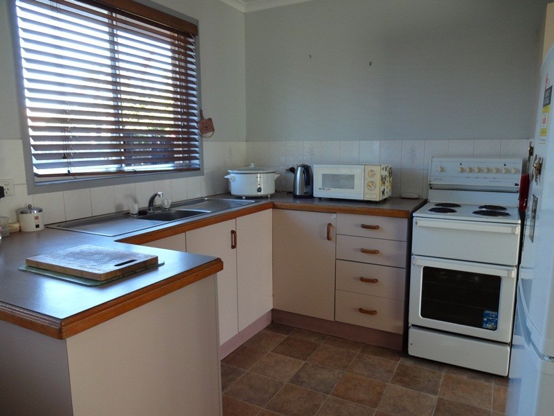 2/36 Paget Street, West Mackay QLD 4740