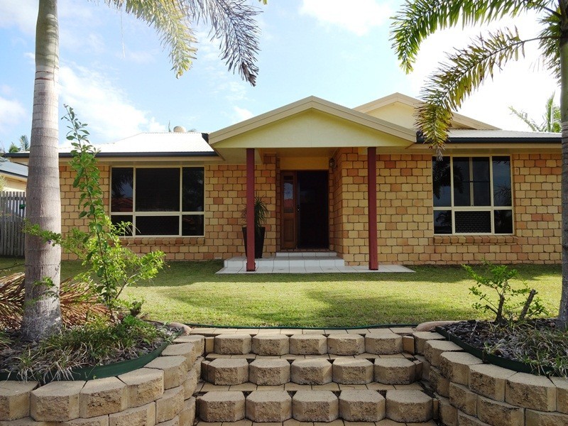 15 Anita Drive, Andergrove QLD 4740