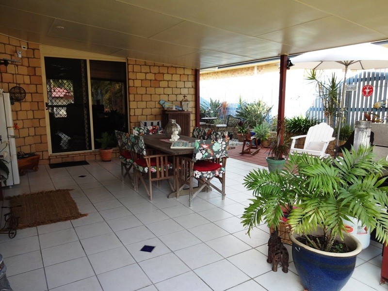 15 Anita Drive, Andergrove QLD 4740