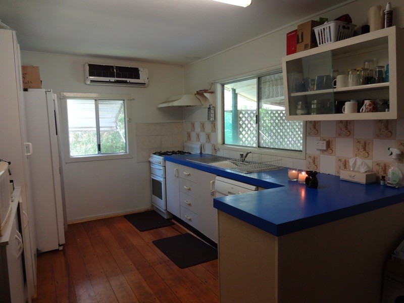 6 Swan Street, Armstrong Beach QLD 4737