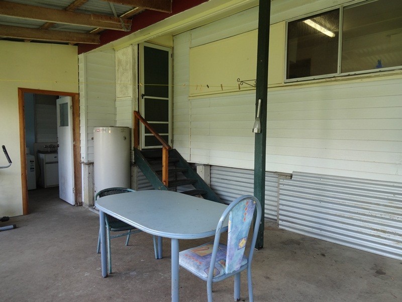 6 Swan Street, Armstrong Beach QLD 4737
