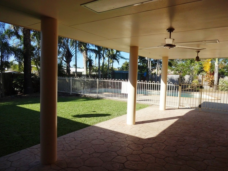 11 Balmoral court, Beaconsfield QLD 4740