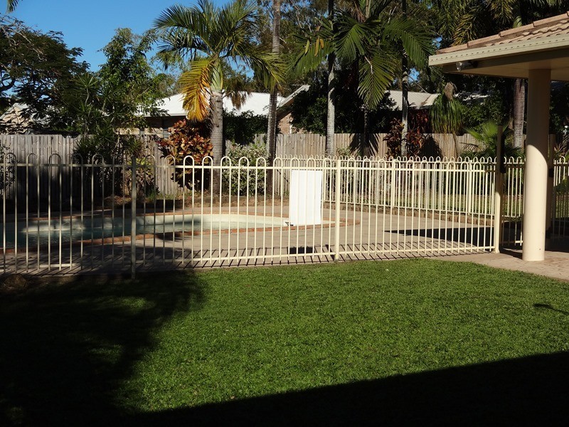 11 Balmoral court, Beaconsfield QLD 4740