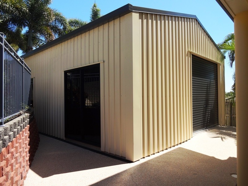 8 Murray Close, Eimeo QLD 4740