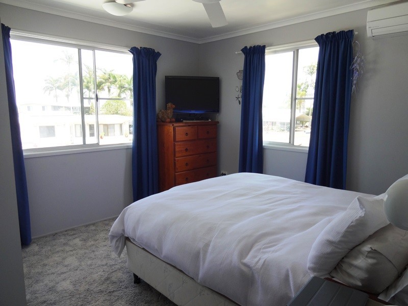 3 Lambrook Court, Alexandra QLD 4740