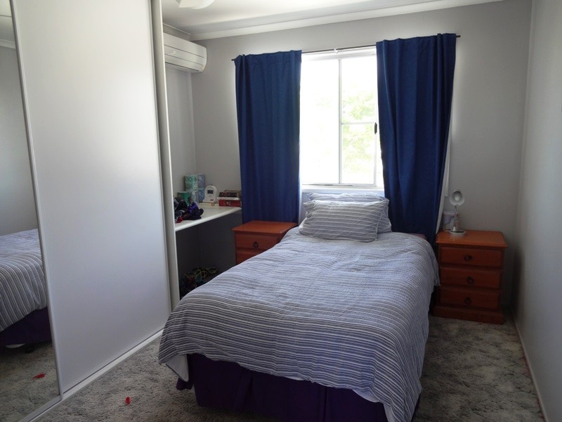 3 Lambrook Court, Alexandra QLD 4740