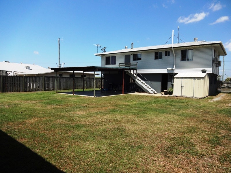 3 Lambrook Court, Alexandra QLD 4740