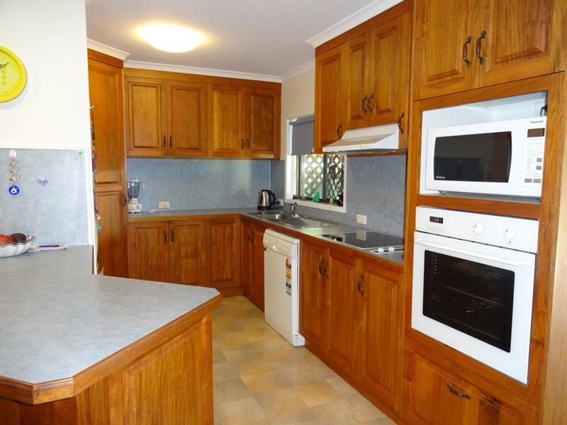 8 Bridge Road, East Mackay QLD 4740