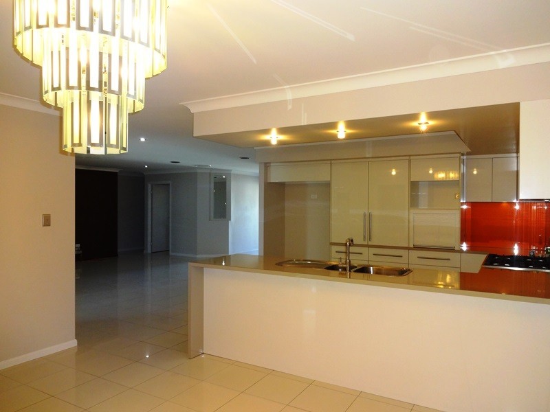 19 Debbiesue Drive, Mount Pleasant QLD 4740