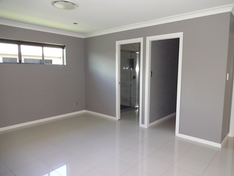 19 Debbiesue Drive, Mount Pleasant QLD 4740