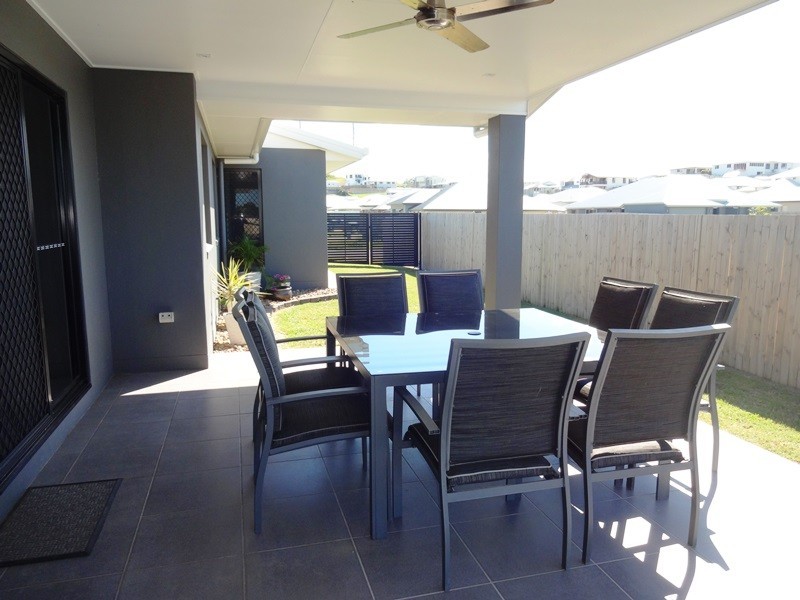 15 Rudd Street, Rural View QLD 4740