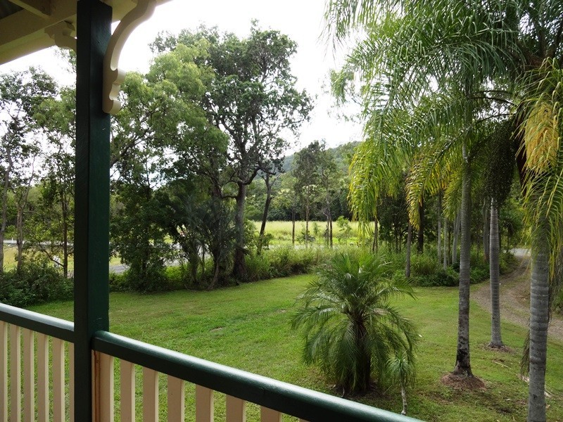 326 Cape Hillsborough Road, Ball Bay QLD 4741