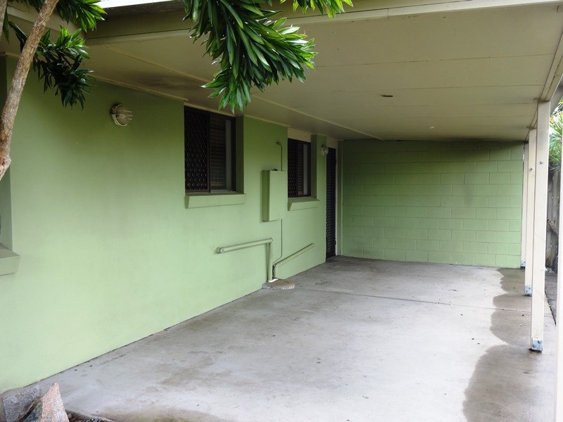 2/24 Tolcher Street, Mount Pleasant QLD 4740