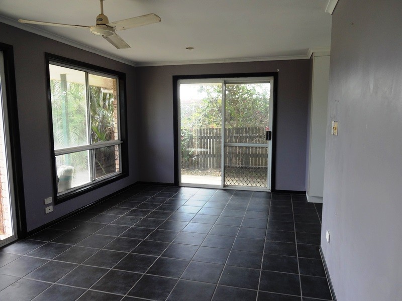 17 Kristy Crescent, Eimeo QLD 4740