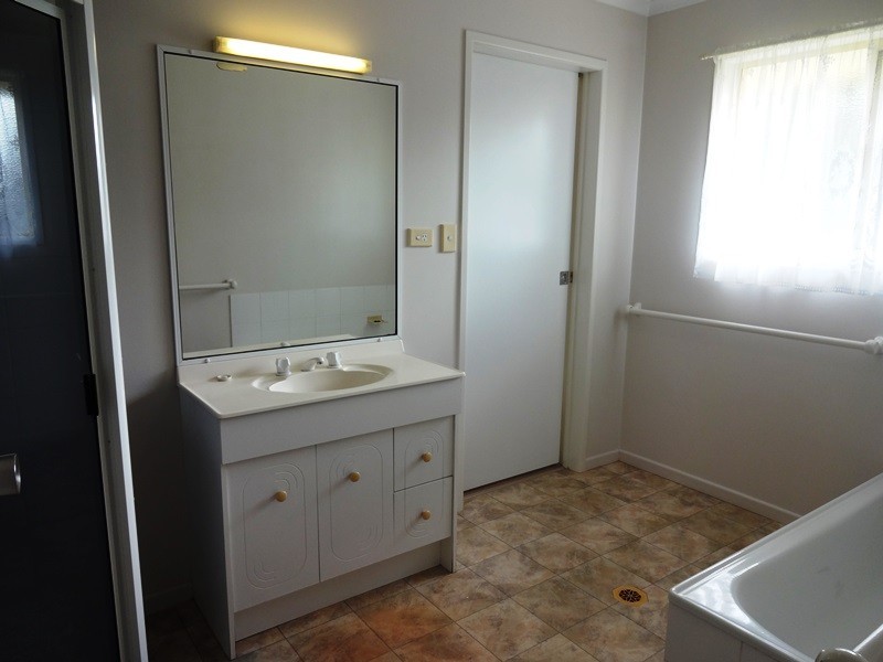 1 Barbat Court, Andergrove QLD 4740