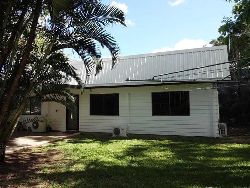 15 McCready Street, Rural View QLD 4740