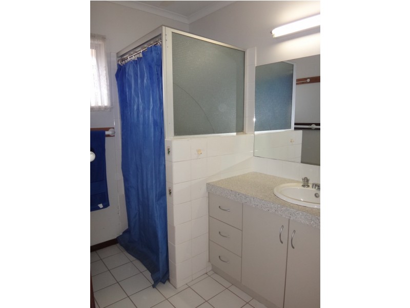 15 Warland Street, South Mackay QLD 4740