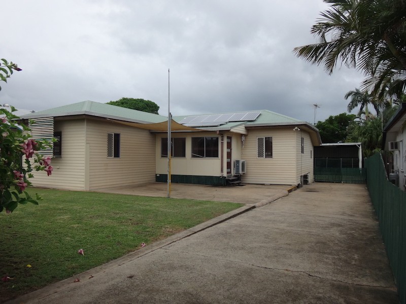 8 Henderson Street, East Mackay QLD 4740