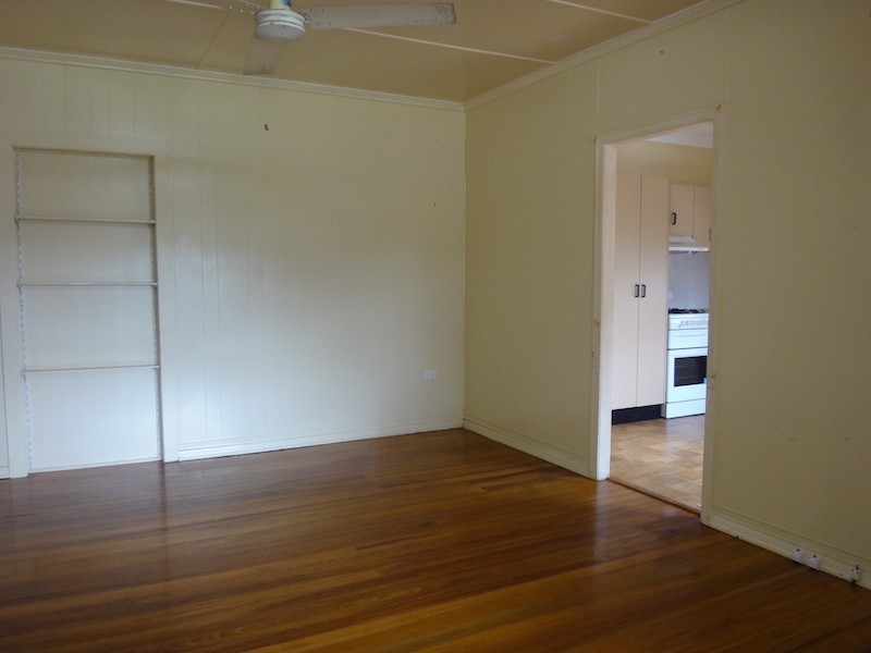 8 Henderson Street, East Mackay QLD 4740