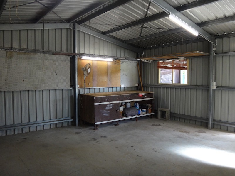 8 Henderson Street, East Mackay QLD 4740