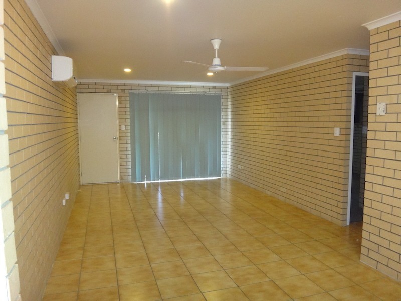 2/59 Oak Street, Andergrove QLD 4740