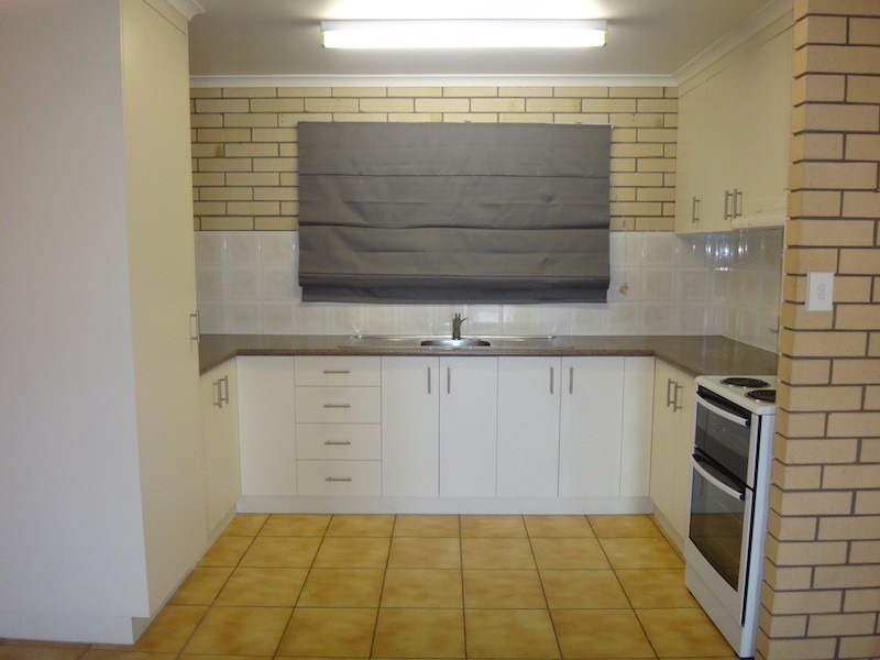 2/59 Oak Street, Andergrove QLD 4740