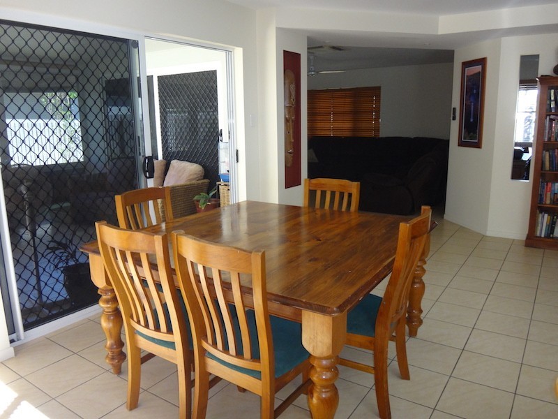 18 Seaspray Close, Shoal Point QLD 4750