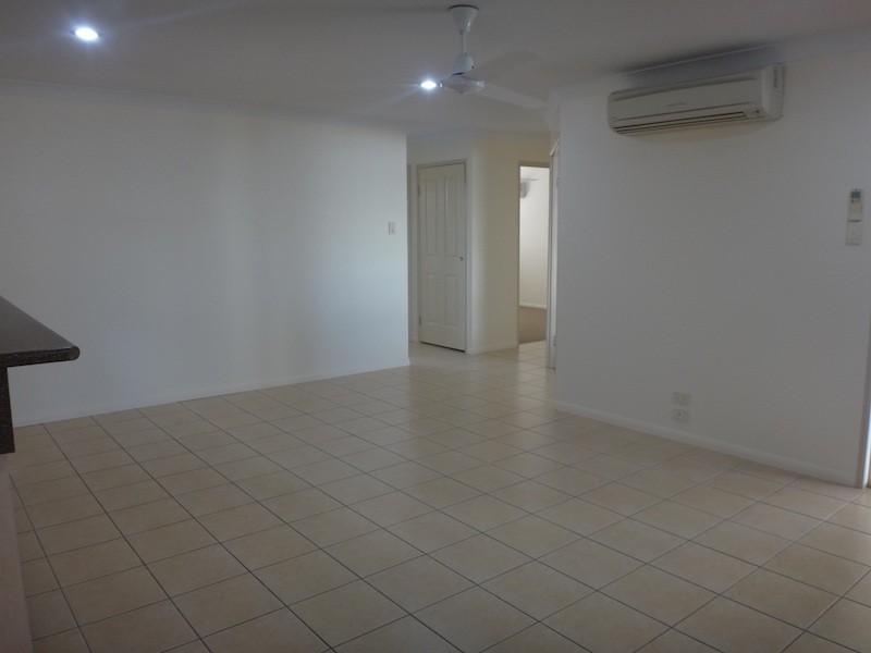 32 Vassallo Drive, Glenella QLD 4740